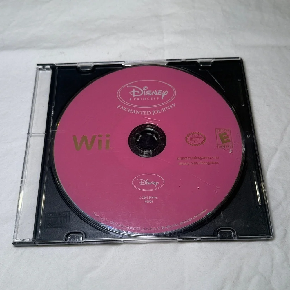 Disney Princesses Enchanted Journey Wii Game 2007 Tested EUC
